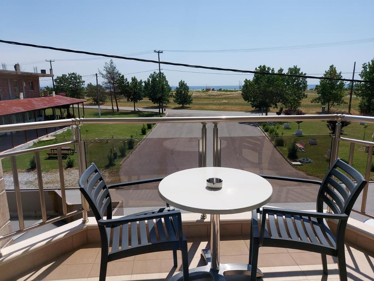 Hotel Epavlis Eleftheriadi Paralía Dış mekan fotoğraf