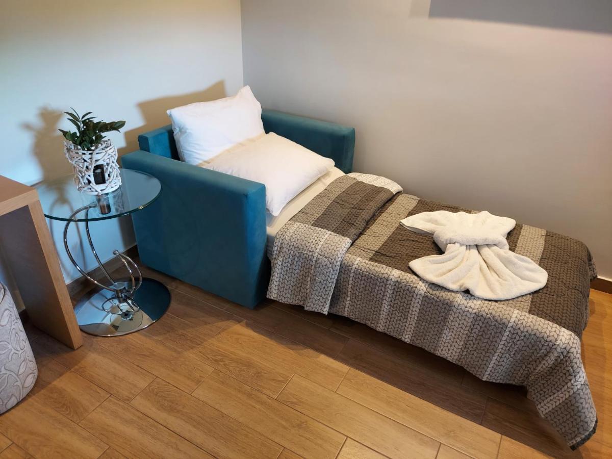 Hotel Epavlis Eleftheriadi Paralía Dış mekan fotoğraf