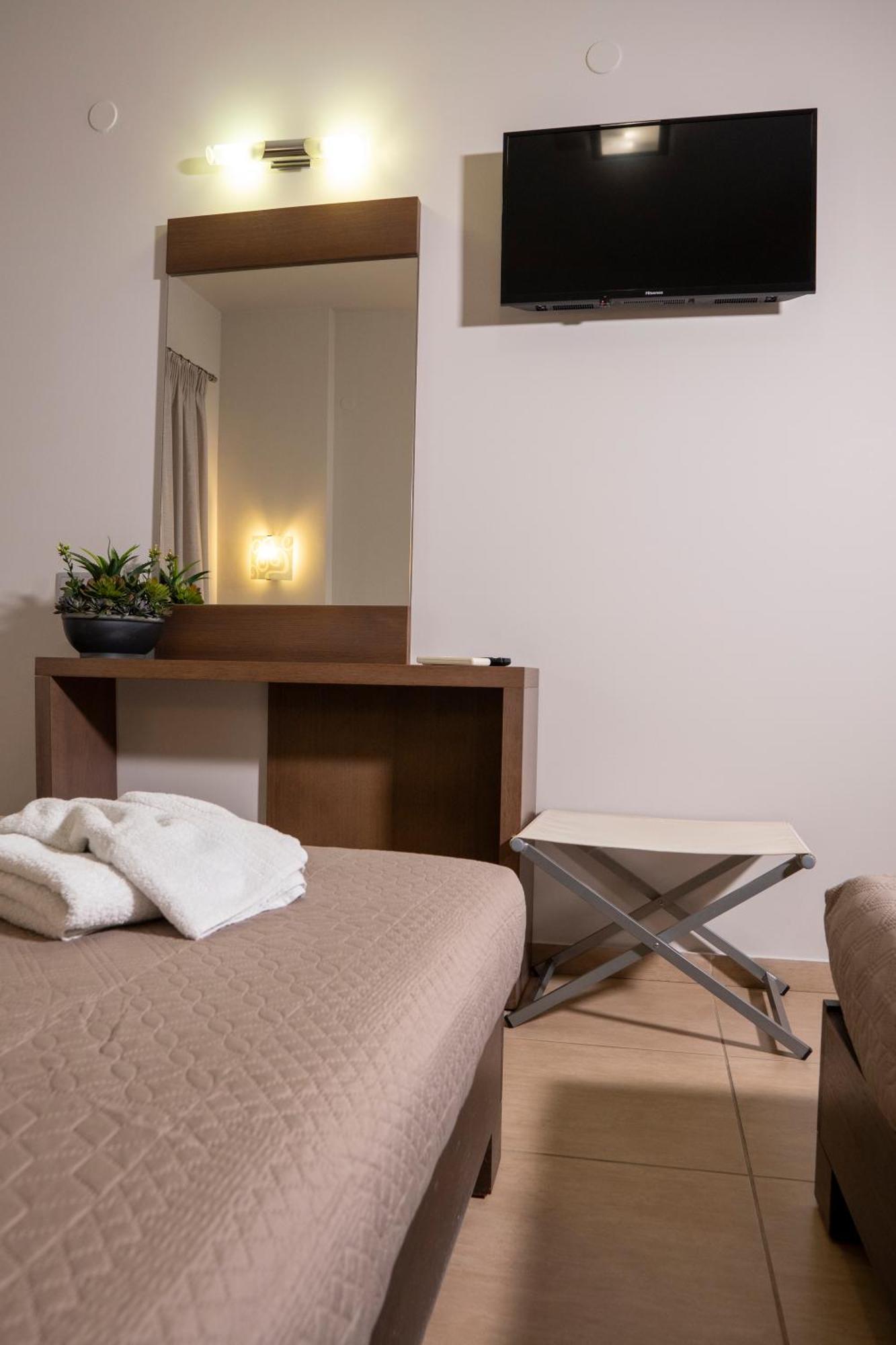 Hotel Epavlis Eleftheriadi Paralía Dış mekan fotoğraf