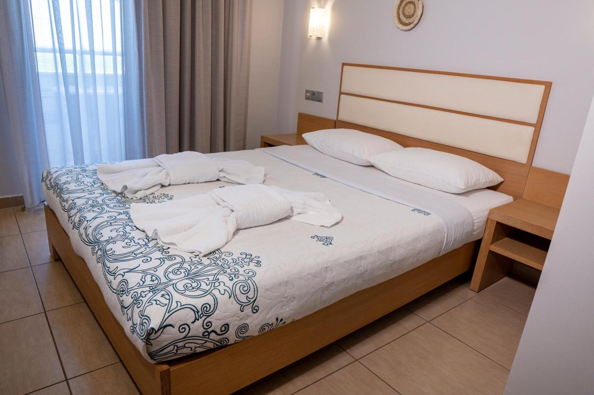 Hotel Epavlis Eleftheriadi Paralía Dış mekan fotoğraf