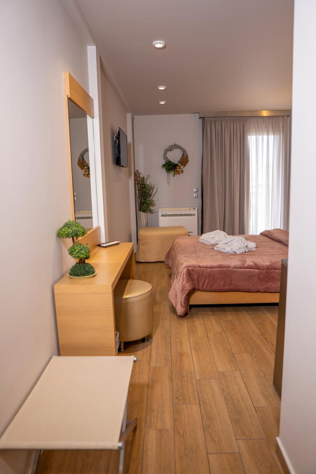Hotel Epavlis Eleftheriadi Paralía Dış mekan fotoğraf