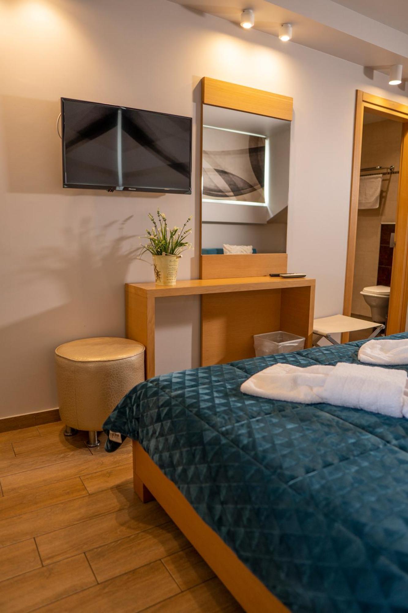 Hotel Epavlis Eleftheriadi Paralía Dış mekan fotoğraf